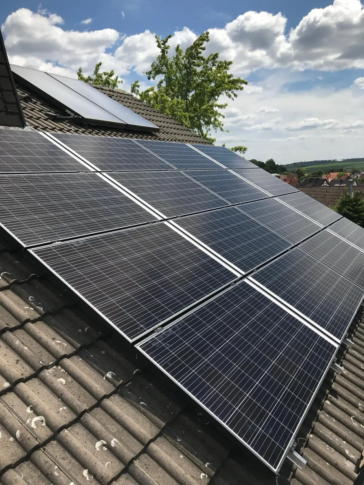 Von Sopal installierte Photovoltaikanlage, sonnenstromfabrik hochkant